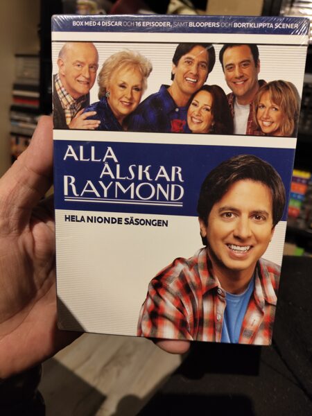 ( Ny Dvd ) Alla älskar Raymond Säsong 9